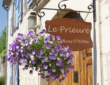 לינה וארוחת בוקר Le Prieure