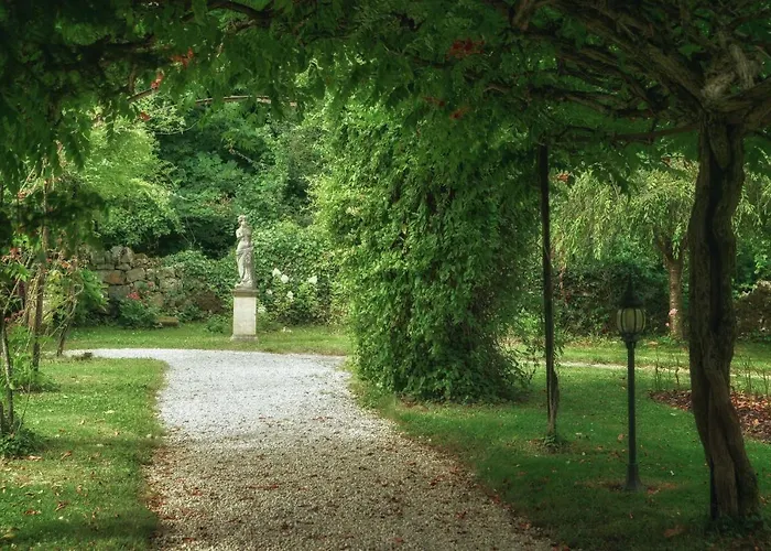 Bed & Breakfast Le Prieure 4*